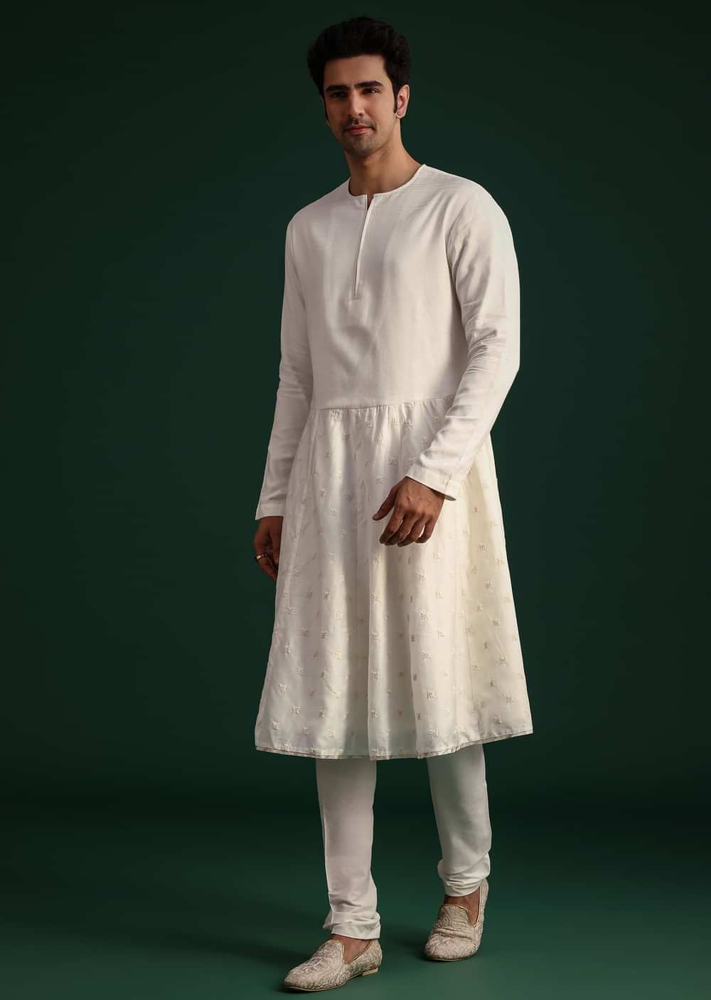 Off White Silk Threadwork Sherwani Suit With Dupatta And Mala