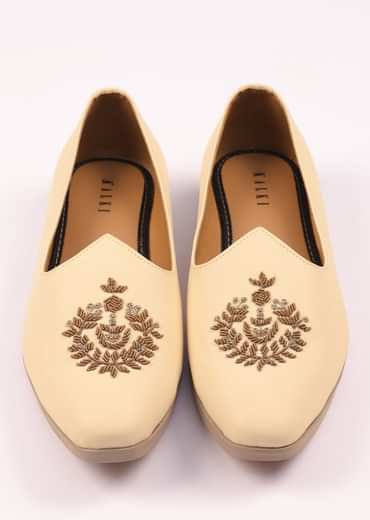 Off White Vegan Leather Jutti With Zardosi Work