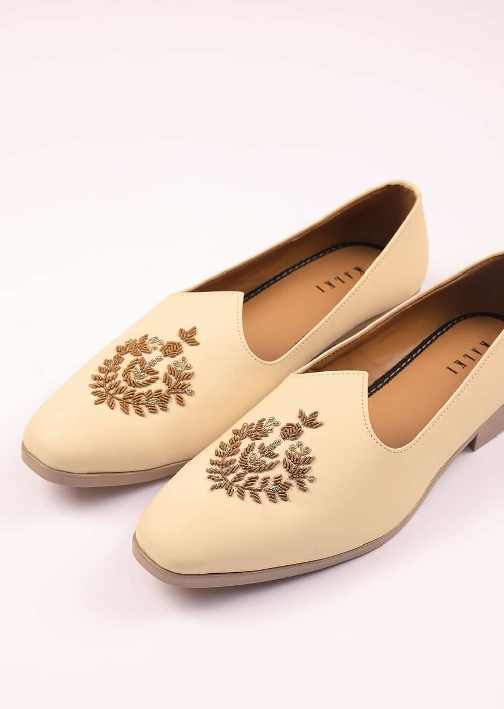 Off White Vegan Leather Jutti With Zardosi Work