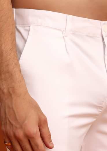 Onion Pink Floral Resham Hand Embroidered Kurta Set In Linen