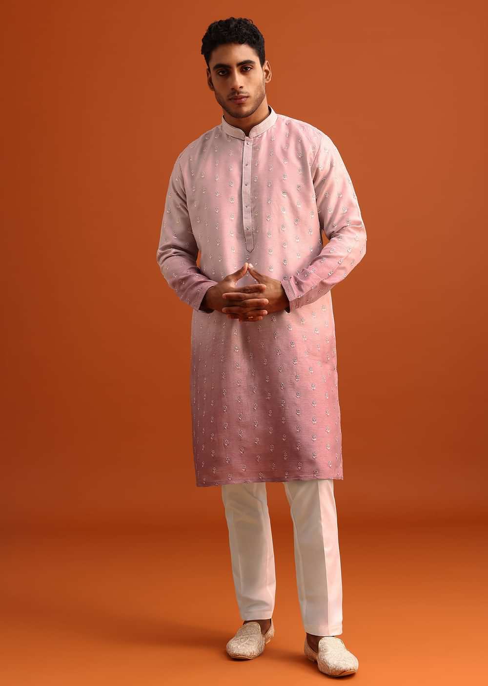 Onion Pink Ombre Kurta Set In Raw Silk With Butti Work