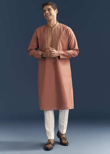 Orange Silk Textured Kurta Set For Men With Resham Work