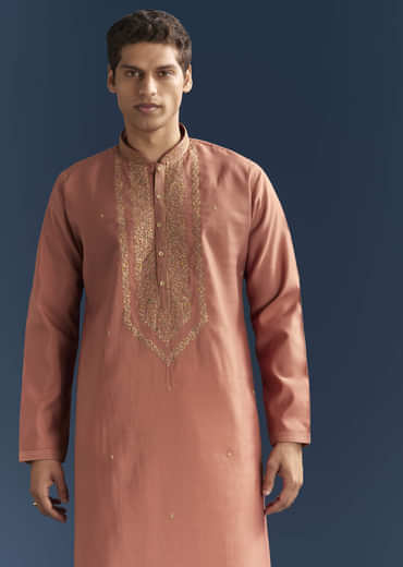 Orange Silk Textured Kurta Set For Men With Resham Work