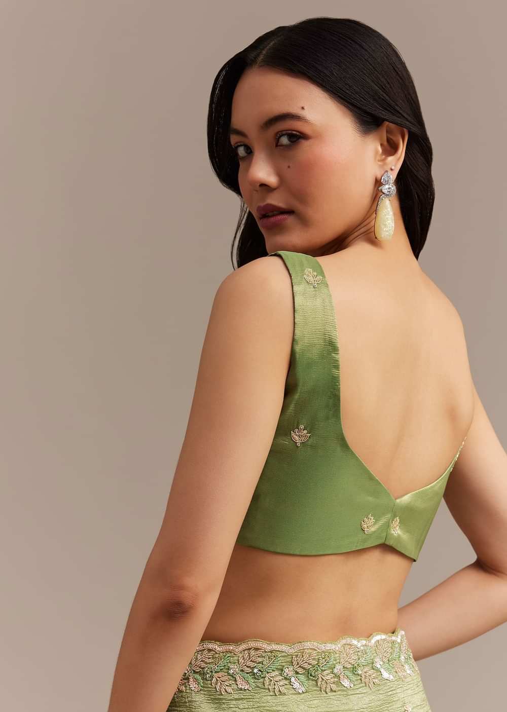 Parrot Green Crushed Tissue Saree With Sequins And Scallop Border