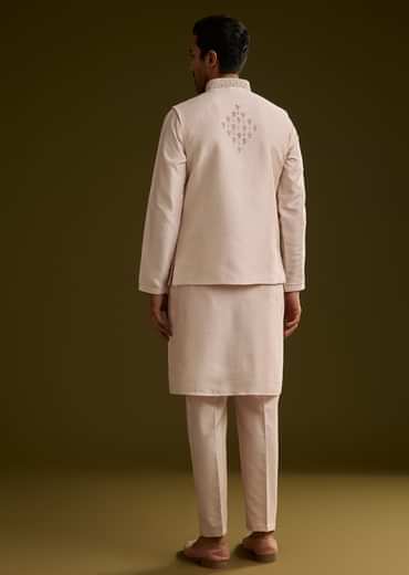 Peach Cotton Silk Kurta Set With Geometric Threadwork Jacket