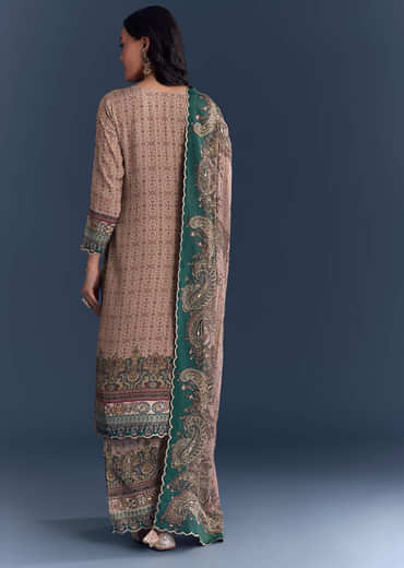 Peach Crepe Kurta Set Chic With Indie Print And Zari Work