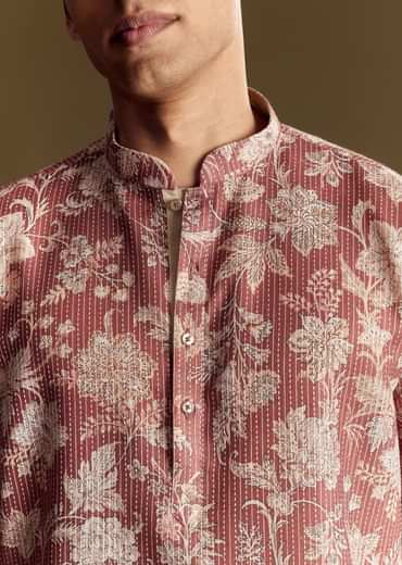 Peach Linen Kurta Set With Floral Print And Kantha Work