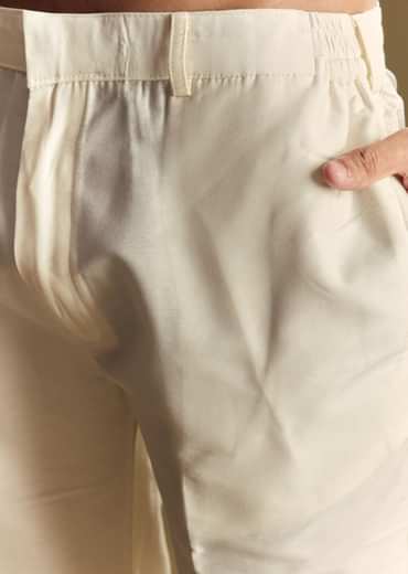 Peach Linen Kurta Set With Floral Print And Kantha Work