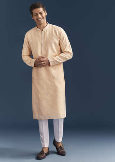 Peach Silk Textured Kurta Set For Men With Thread And Mirror Work