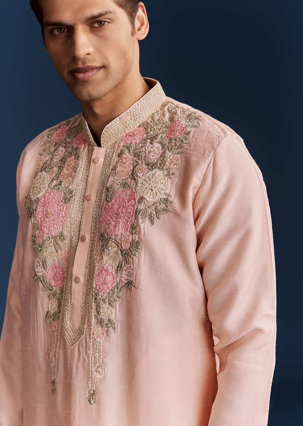 Peach Silk Kurta With Floral Resham Thread And Embroidery