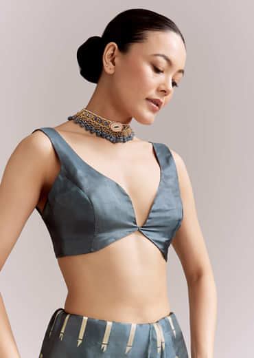 Pencil Grey Dola Silk Woven Muniya Paithani Saree With Zari Border