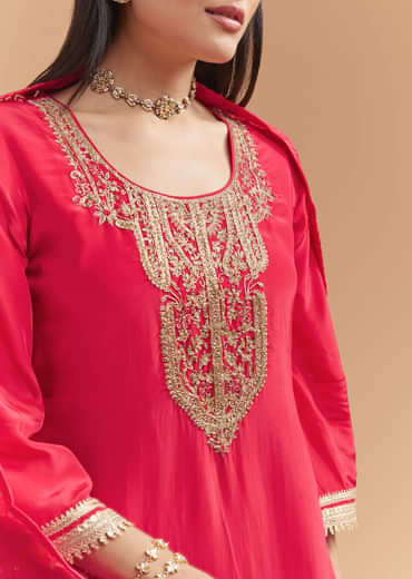 Pink Crepe Kurta Set With Heavy Zardosi Work