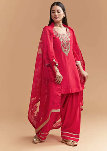 Pink Crepe Kurta Set With Heavy Zardosi Work