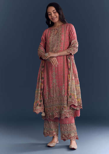 Pink Crepe Kurta Set With Indie Print And Zari Embroidery