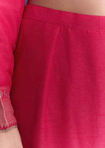 Pink Silk Kurta Set With Banarasi Weave