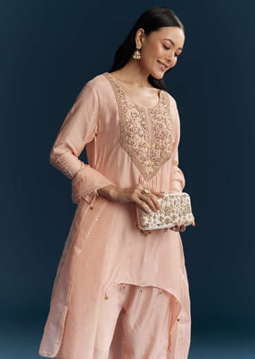 Pink Silk Kurta Set With Thread And Zari Work