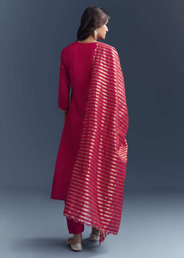 Pink Silk Kurta Set With Zari And Gota Work