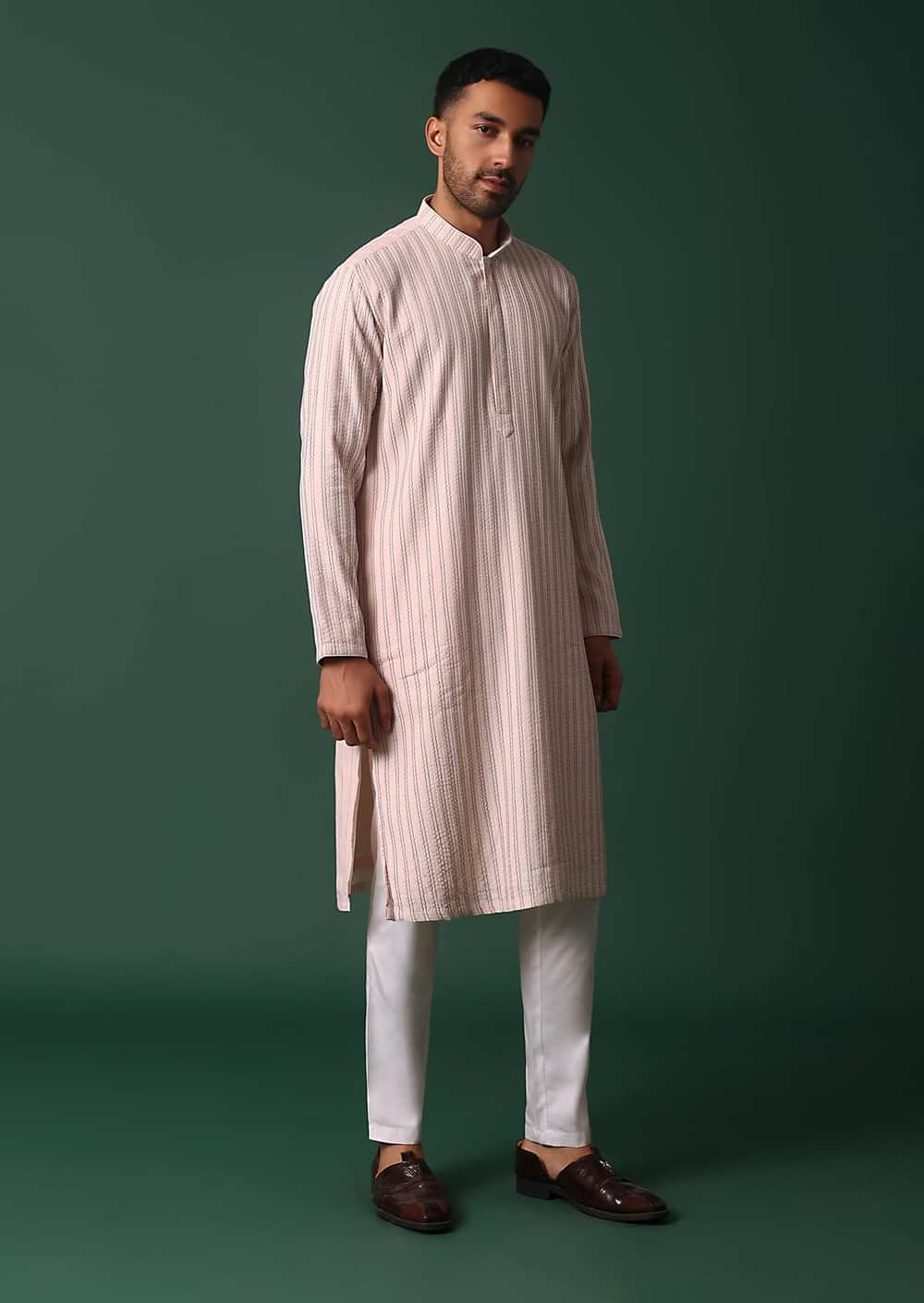 Pink Cotton Silk Kurta Set With Intricate Thread Work Embroidery