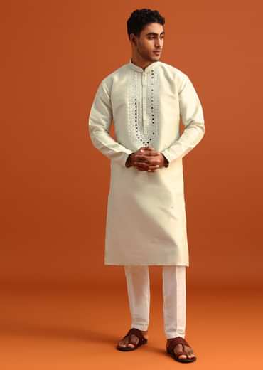 Pista Green Kurta Set In Silk With Mirror Embellishments