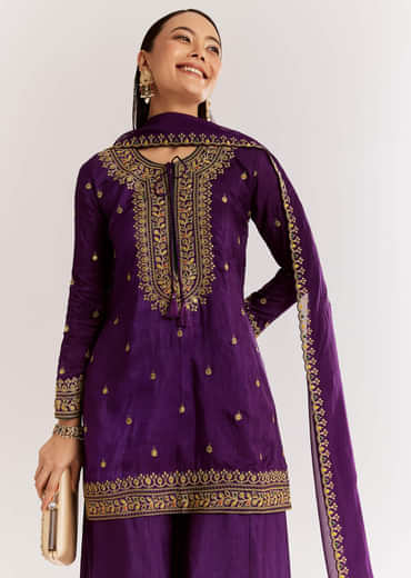 Purple Silk Kurta Set With Zari Butti And Border Work