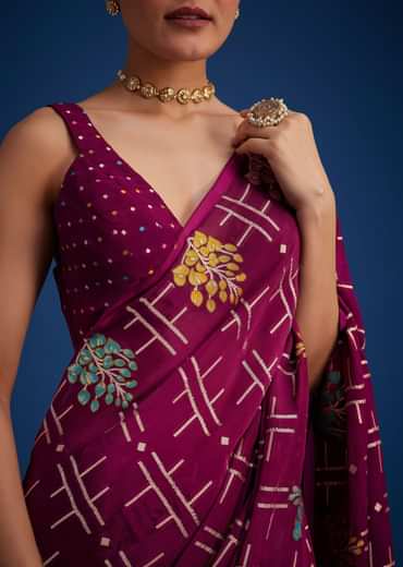 Purple Leaf woven Saree With Linear Pattern Accents
