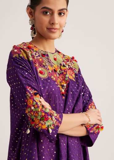 Purple Silk Kurta Dhoti Set With Resham Embroidery And Tassel Details