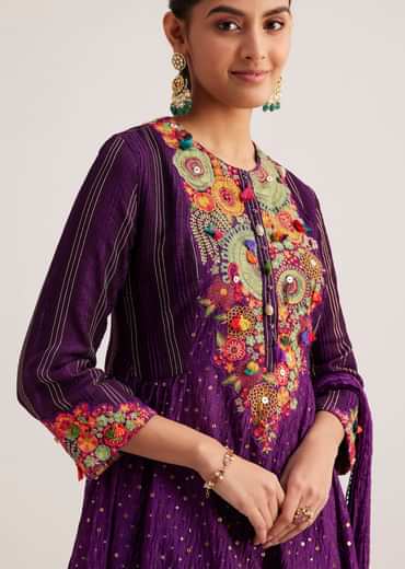 Purple Silk Kurta Set With Resham Embroidery And Dupatta