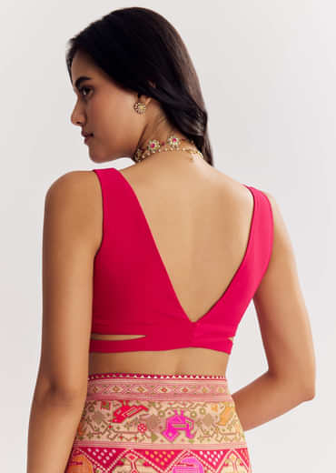 Rani Dola Silk Bandhani Saree With Multicolor Animal Motifs And Gota Border