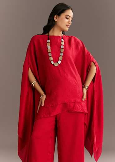 Red Crush Silk Kaftaan Set With Stone Neckpiece