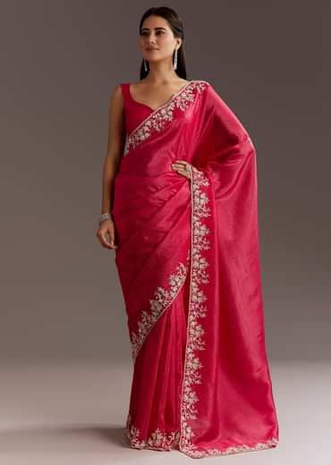 Red Crushed Tissue Saree With Floral Embroidery And Scallop Border