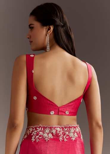 Red Crushed Tissue Saree With Floral Embroidery And Scallop Border