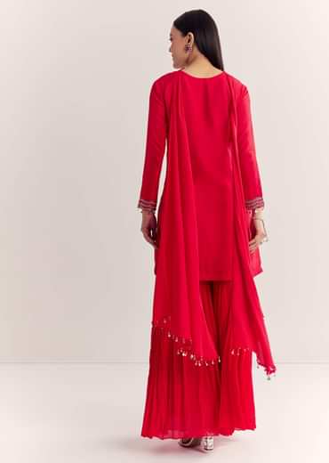 Red Dola Silk Kurta Set With Zardosi And Choker Dupatta