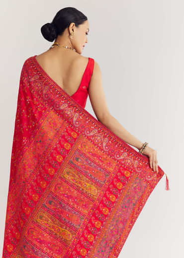 Red Dola Silk Saree With Traditional Floral Amd Jaal Work