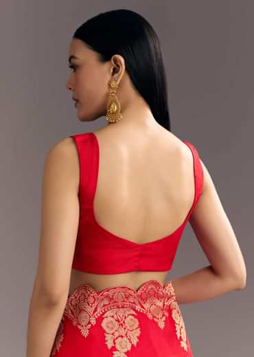 Red Dola Silk Woven Motif Saree With Scallop Border