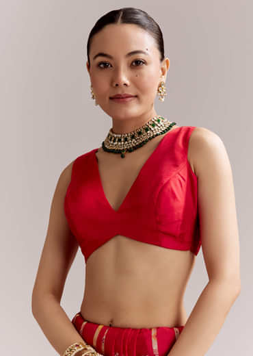 Red Dola Silk Woven Saree With Bandhani Motifs And Zari Border