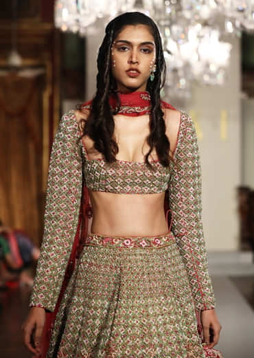 Red Raw Silk Bridal Lehenga With Zardosi And Sequins Embroidery