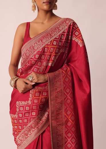 Red Bandhani Weave Saree In Silk With Unstitched Blouse Piece