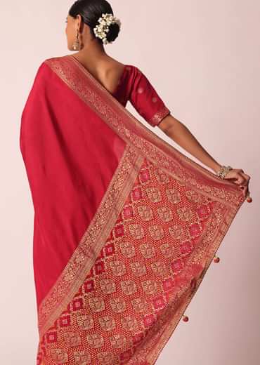 Red Bandhani Silk Woven Saree With Unstitched Blouse Piece