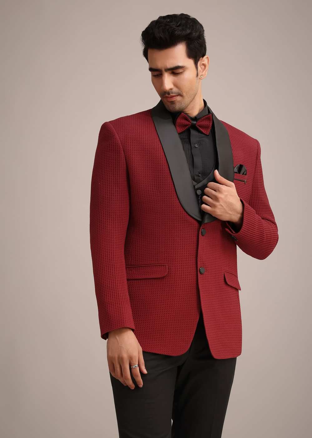 Red Knit Tuxedo Set With Pocket Square