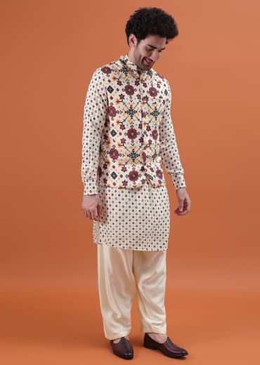 Ivory Patola Printed Kurta Jacket Set For Men
