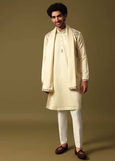 Off White Kurta Pant Set With Dupatta In Resham Work