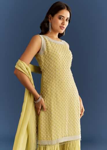 Light Lime Green Organza Kurta Set With Embroidered Scallop Hem Dupatta