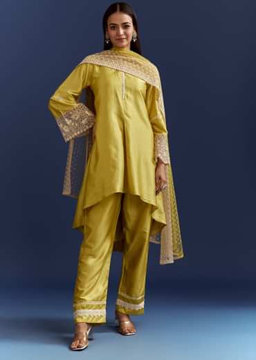 Green Thread And Sequins Work Kurta Set With Net Dupatta In Fuji Silk