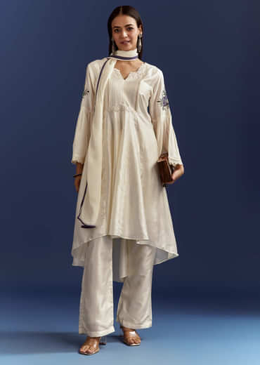 White High Low Kurta With Cut Dana Beads And Applique Work In Fuji Silk