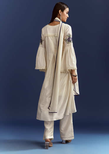 White High Low Kurta With Cut Dana Beads And Applique Work In Fuji Silk