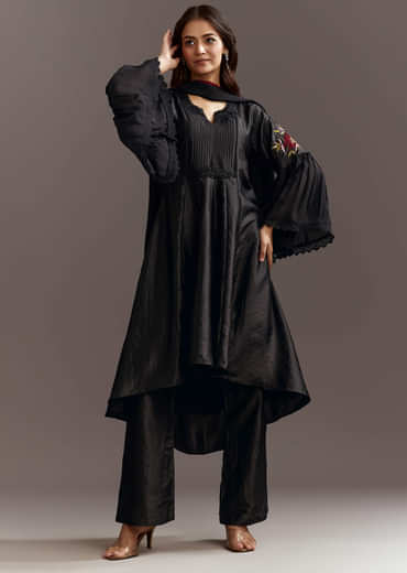 Black High Low Kurta Dupatta Set With Applique Work
