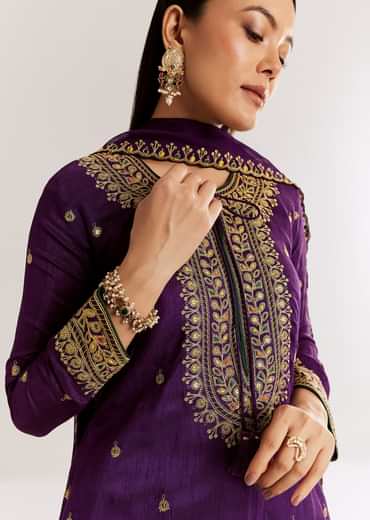 Purple Silk Kurta Set With Zari Butti And Border Work