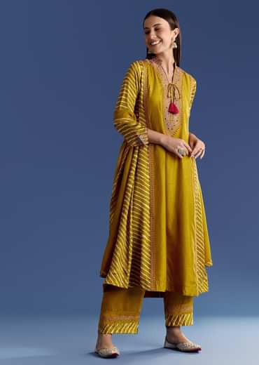Yellow Leheriya Kurta Set With Zari And Butti Dupatta