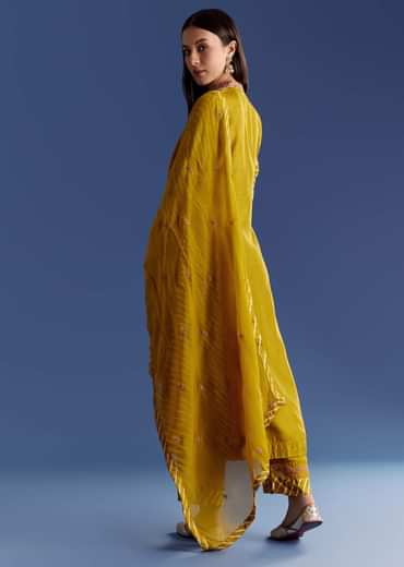 Yellow Leheriya Kurta Set With Zari And Butti Dupatta