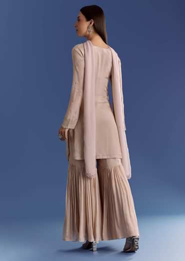 Light Grey Chinon Kurta Set With Moti And Cutdana Work